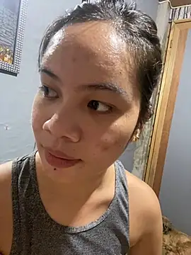 Hebefemme online show from March 18, 9:43 pm