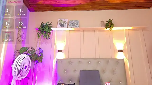 nicol snow online show from March 11, 7:18 pm