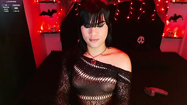 My vampire Mia online show from March 7, 4:41 am