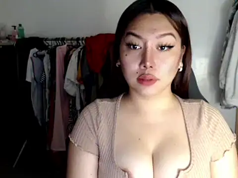 urqueendominant online show from March 7, 12:44 am