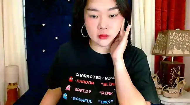 goddessALLURA online show from March 19, 1:54 am