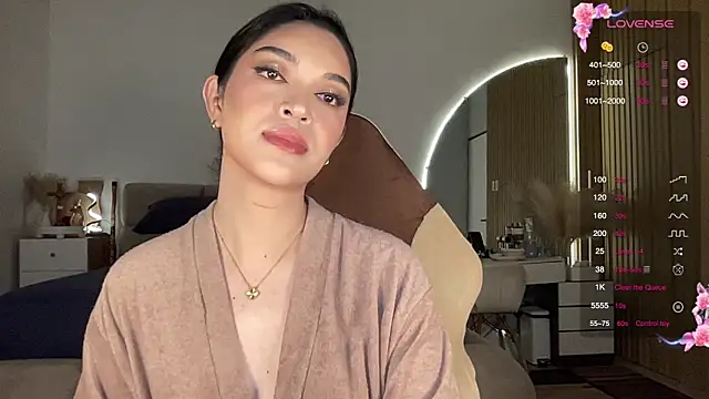 Rogueblaze online show from January 9, 4:39 am