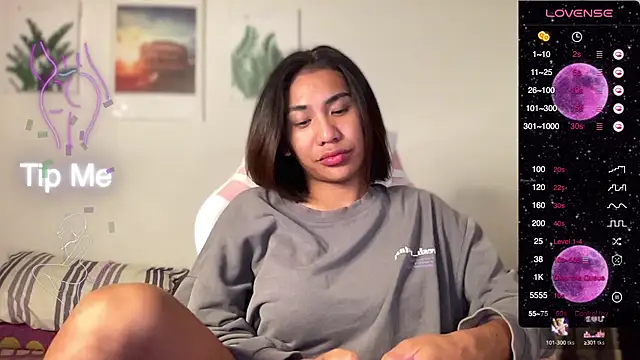 Alaia Pope online show from February 24, 2:48 pm