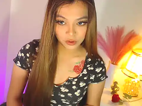 MajesticKitana online show from September 10, 5:17 am