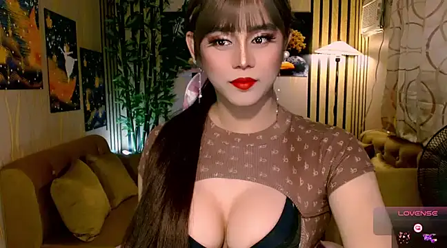 UrSweetKatCakes online show from March 16, 1:24 am