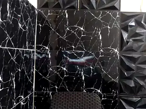 Snapshot of MissKeanna chatting on December 23, 5:43 pm MissKeanna online show from December 23, 5:43 pm