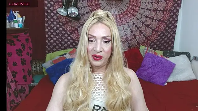 elena evans online show from January 9, 6:13 pm