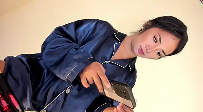 Seductive Lena online show from January 22, 5:37 am