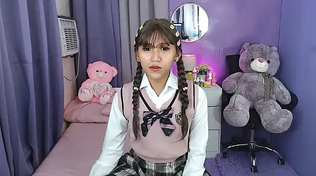 Snapshot of urlovelyfreya chatting on February 22, 3:36 pm urlovelyfreya online show from February 22, 3:36 pm