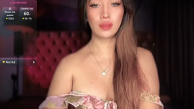 Jasmine Elcock online show from September 13, 8:25 pm