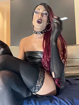 Lia Jones77 online show from September 30, 11:27 pm