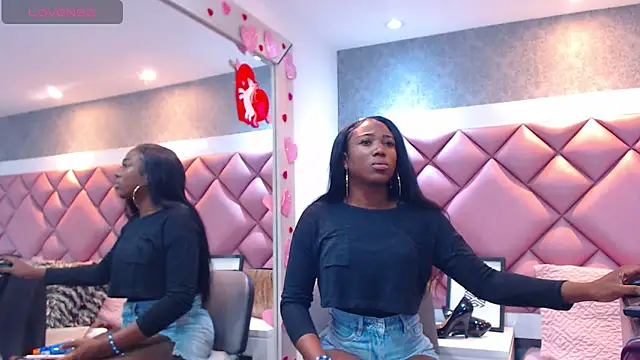 DanielaDuff online show from September 18, 8:03 pm