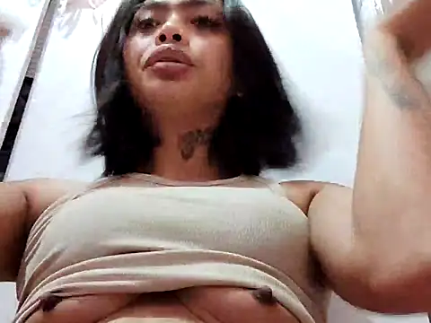 TSqueenOfCUM online show from March 13, 5:35 am