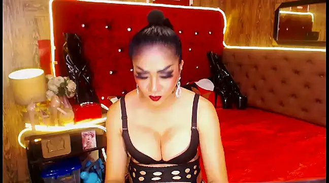 MeatyhorsecockMistress online show from January 18, 11:11 pm