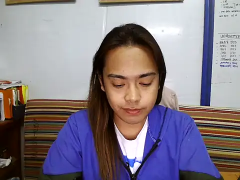 Your PrettyGirlxxx online show from March 4, 6:15 am