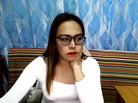 Your PrettyGirlxxx online show from March 15, 12:43 am