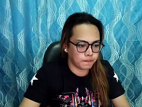 Your PrettyGirlxxx online show from September 9, 5:17 am