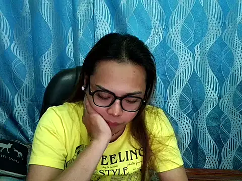 Your PrettyGirlxxx online show from September 13, 6:19 am