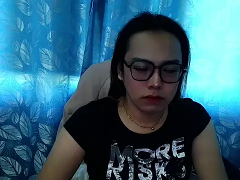 Your PrettyGirlxxx online show from October 19, 11:41 pm