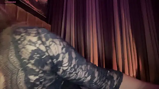 Lo la 69 online show from November 15, 3:37 am