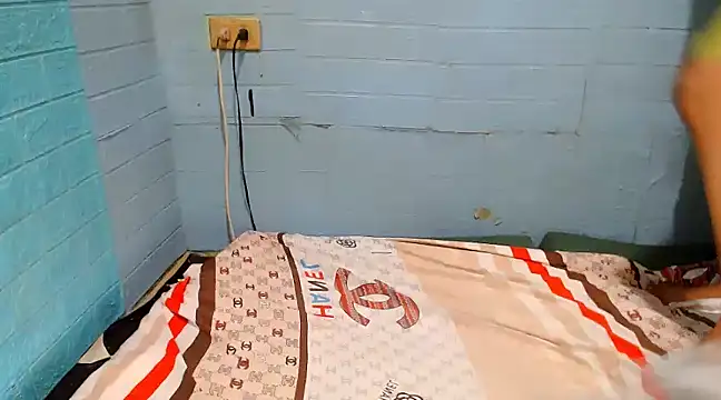 Snapshot of AsianNaughtiesMistress chatting on February 10, 7:15 am AsianNaughtiesMistress online show from February 10, 7:15 am