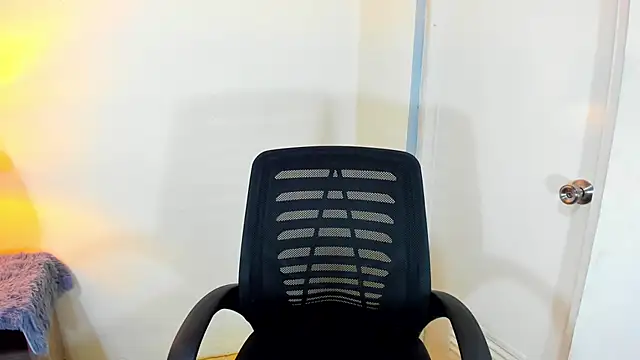 FuckDollNicky online show from October 20, 7:17 pm