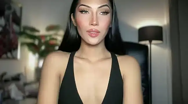 Bella Gordon online show from March 16, 8:19 am