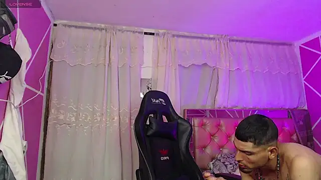 Ortegakim online show from March 15, 8:31 pm