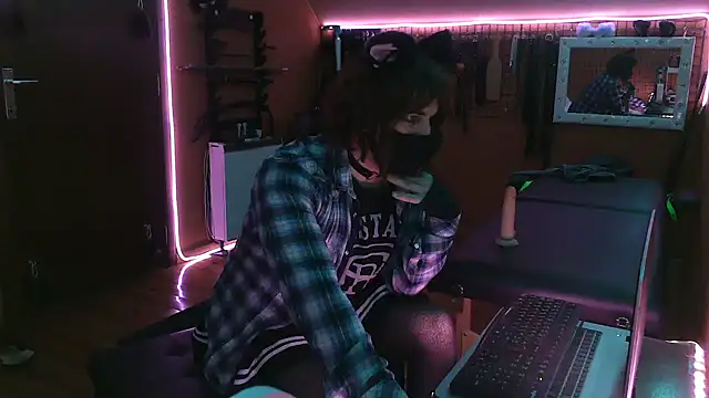 Ginny-the-bdsm-nympho online show from February 12, 5:52 pm