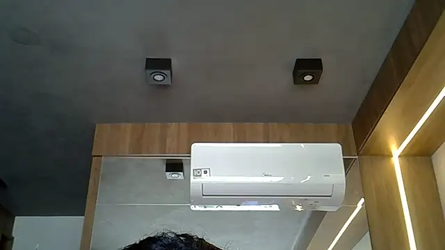 Skinny-Kitten online show from November 11, 1:57 pm