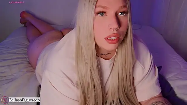 IsabellaFigueredo   online show from February 15, 7:23 pm